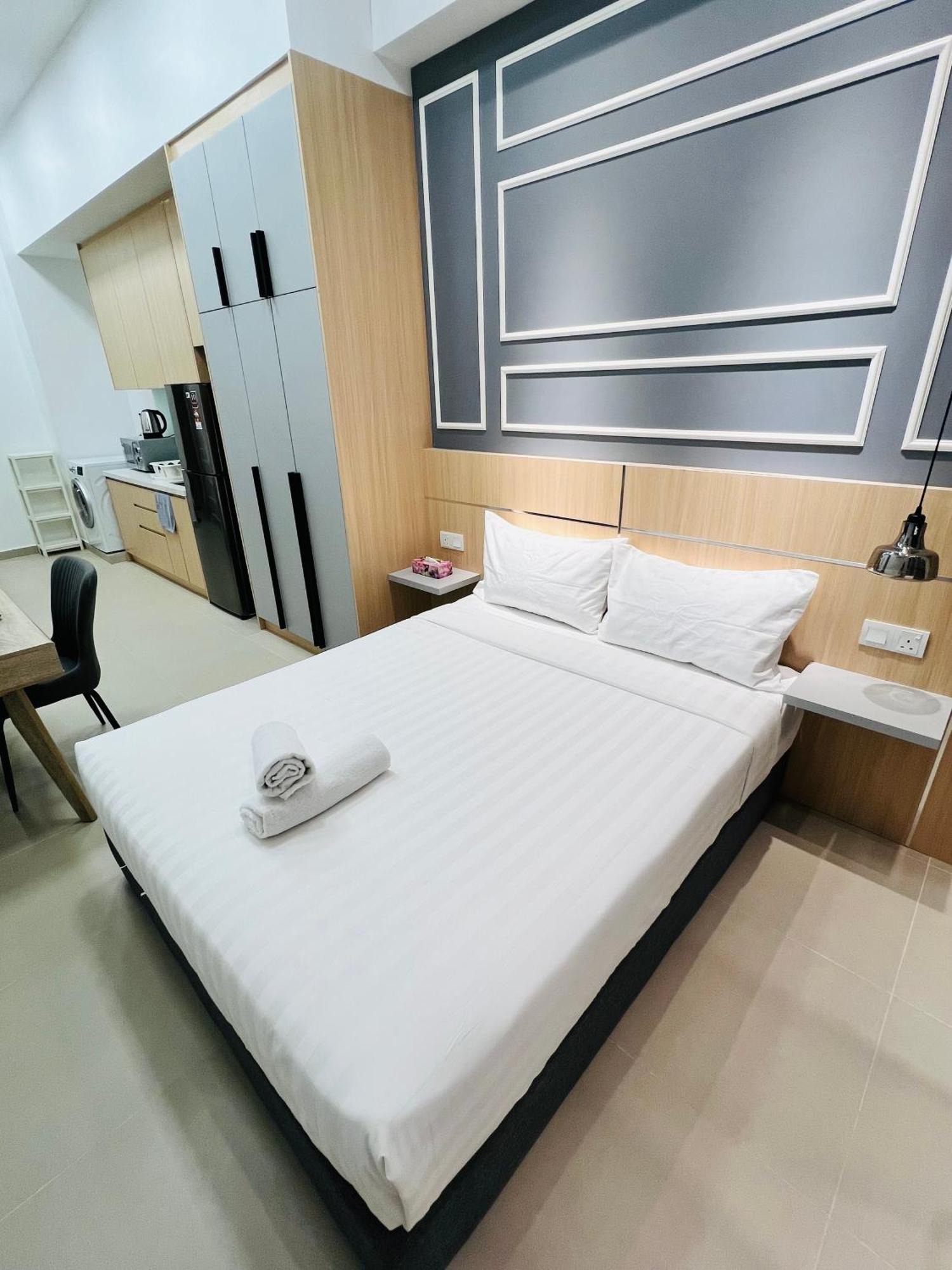 Colony Suites Klcc By Hibernate Куала-Лумпур Экстерьер фото