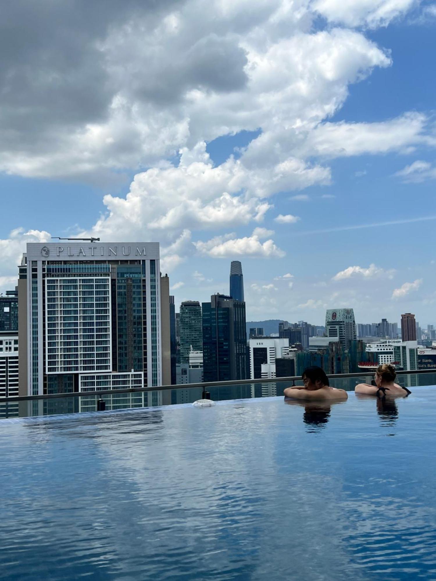 Colony Suites Klcc By Hibernate Куала-Лумпур Экстерьер фото