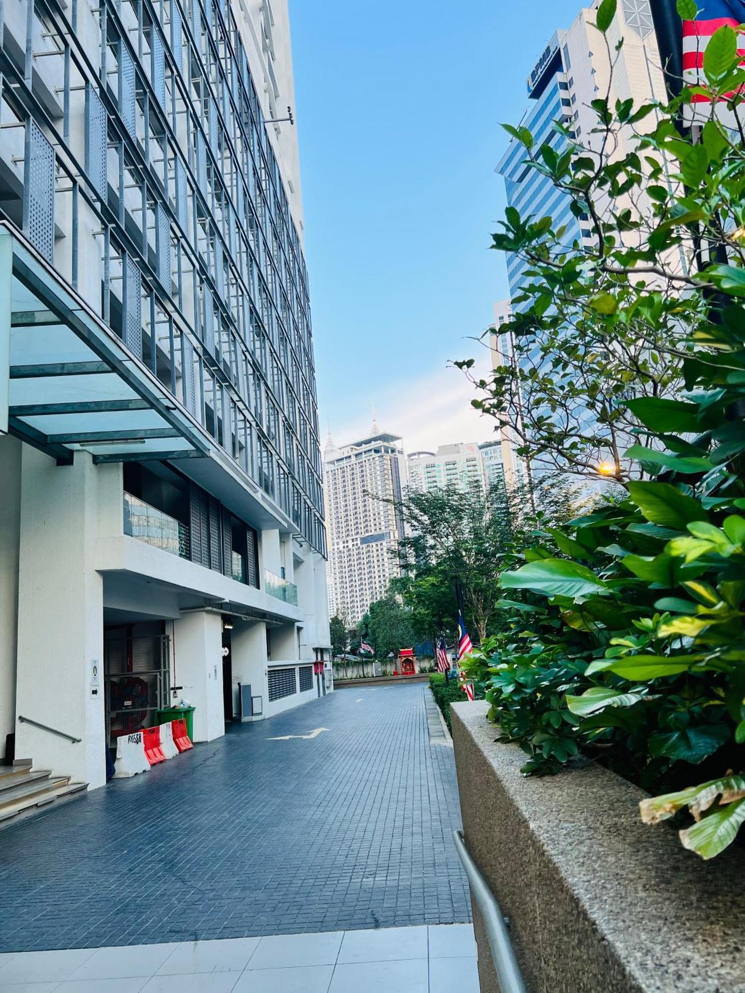 Colony Suites Klcc By Hibernate Куала-Лумпур Экстерьер фото