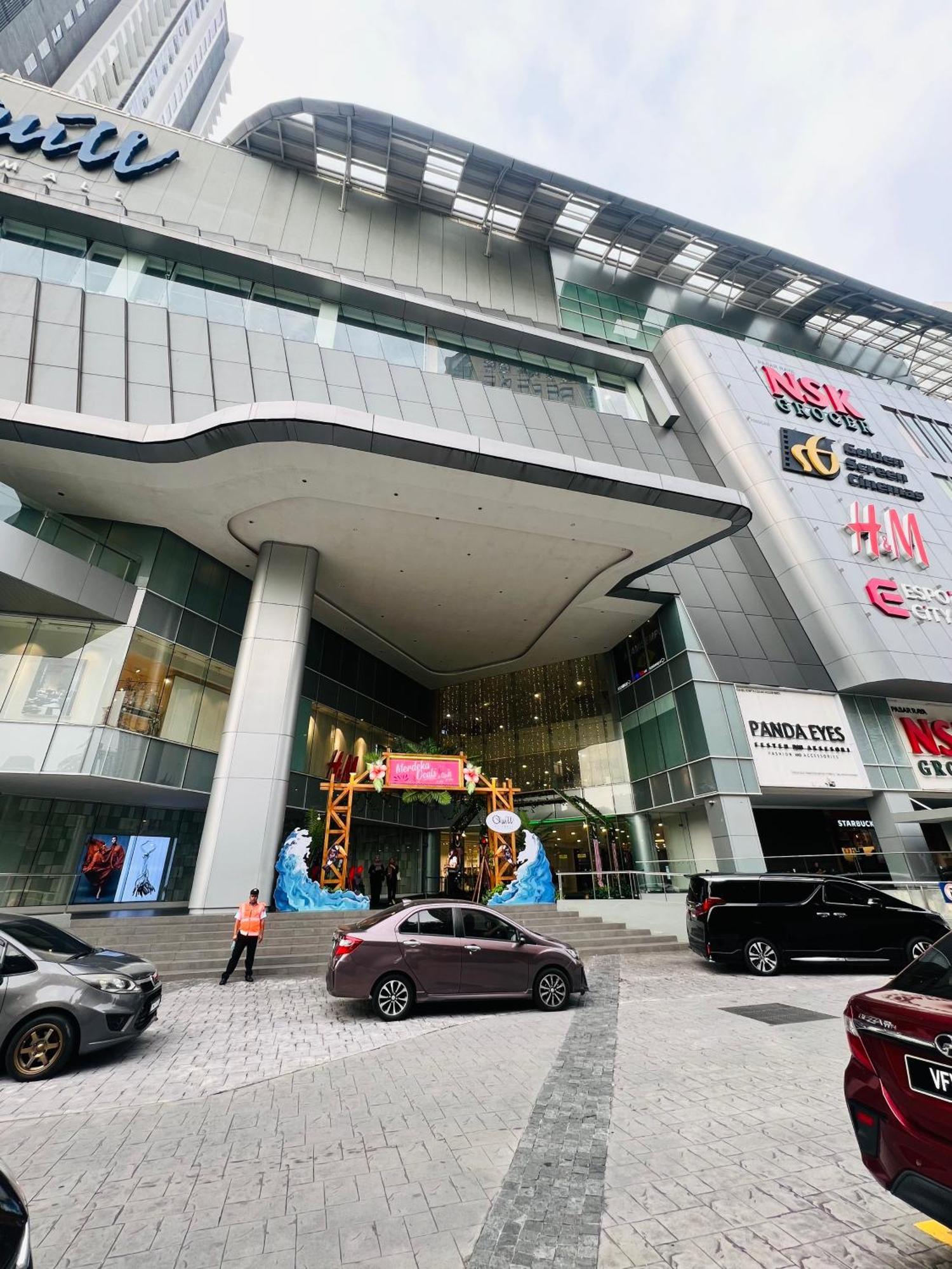 Colony Suites Klcc By Hibernate Куала-Лумпур Экстерьер фото
