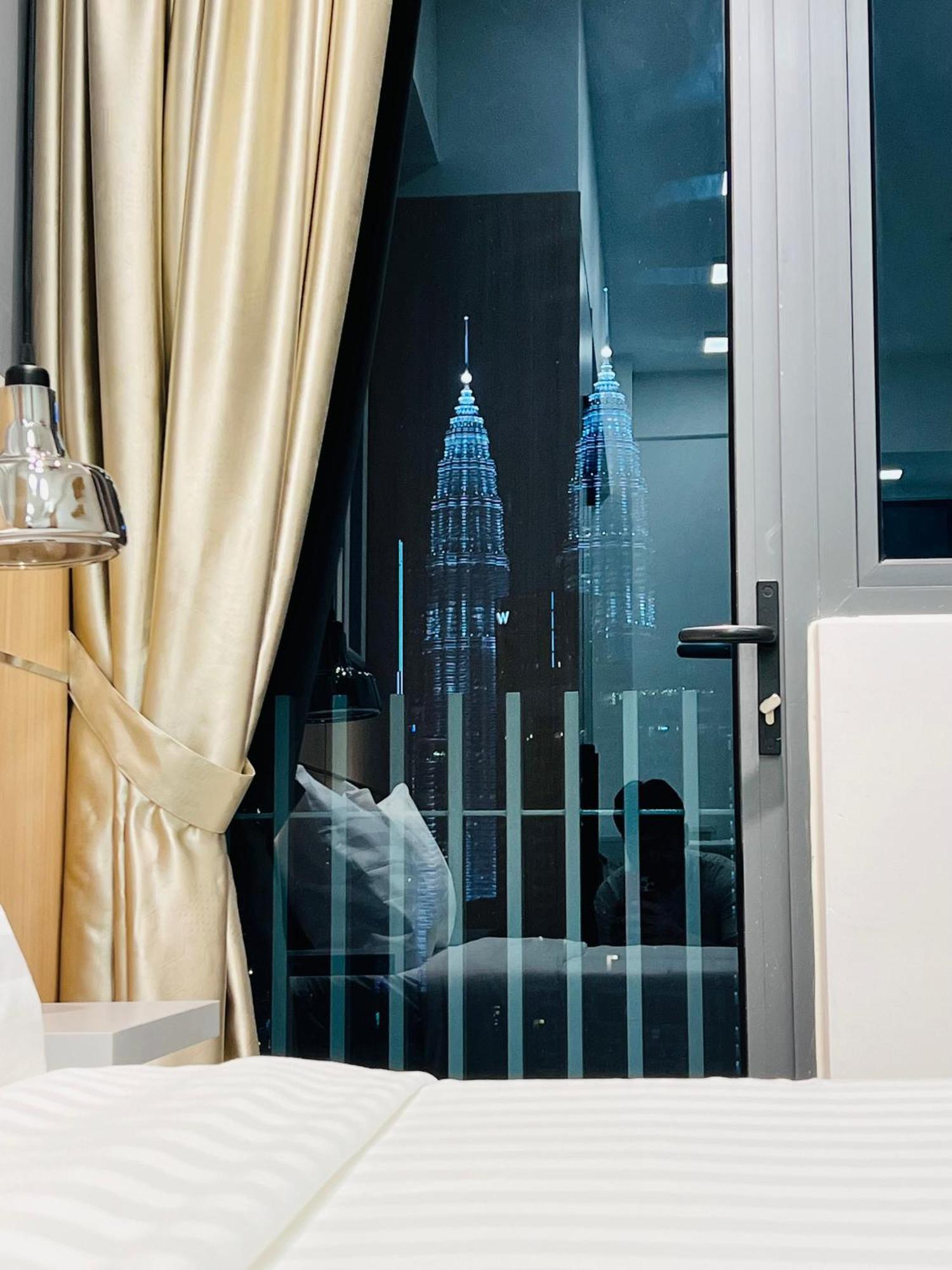 Colony Suites Klcc By Hibernate Куала-Лумпур Экстерьер фото